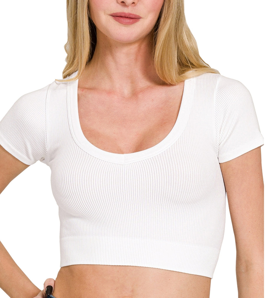 Ribbed cropped tee