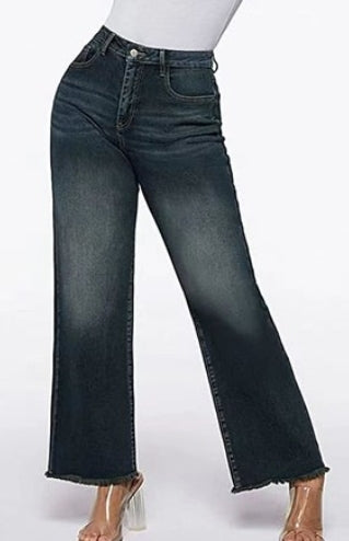 Loose vintage washed cropped jeans