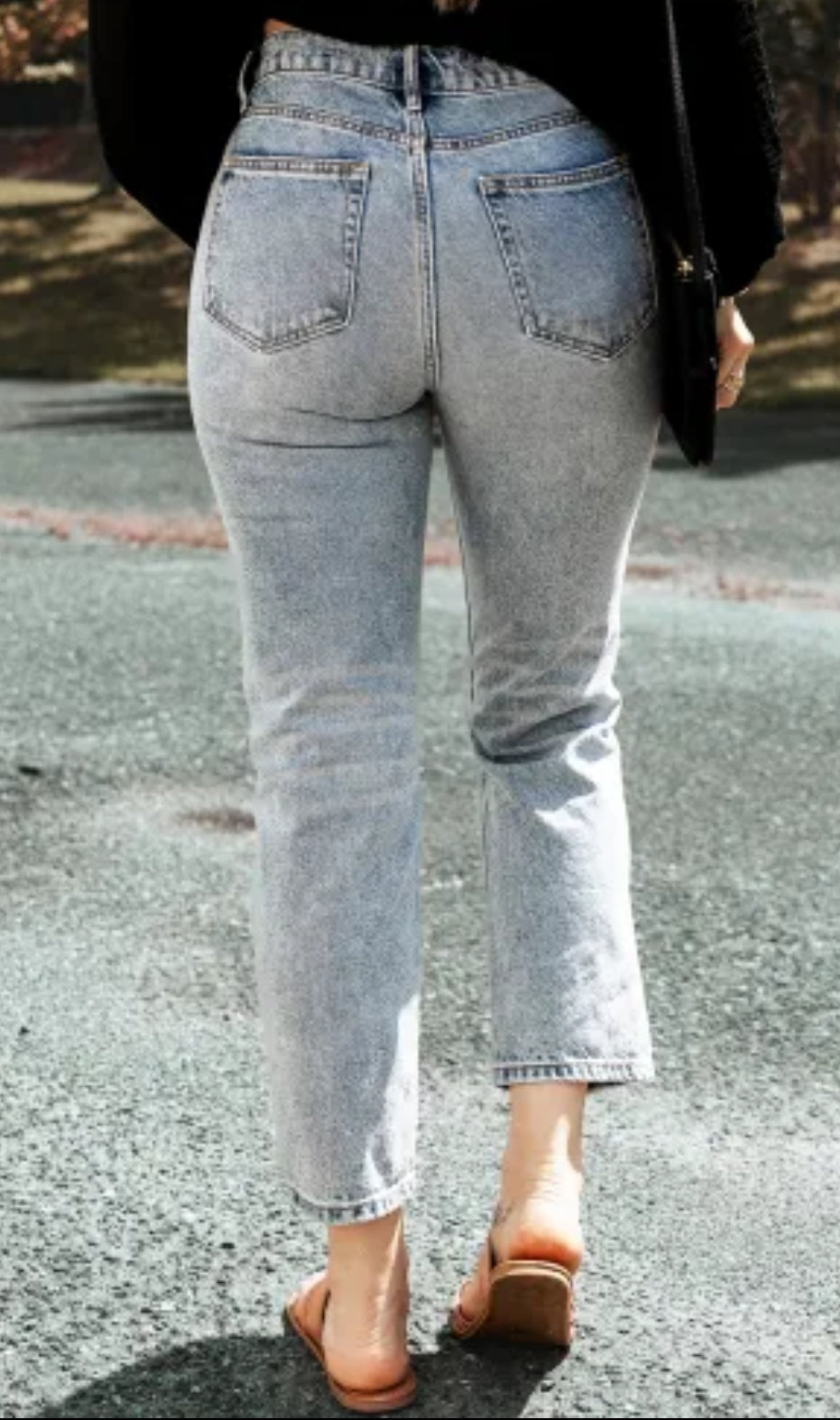 Acid washed straight leg crop jeans