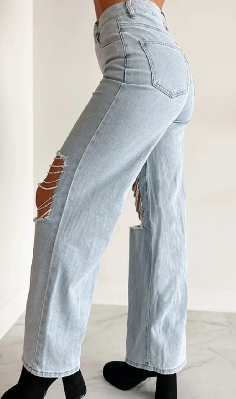 Distressed  thigh bling highwaisted jeans
