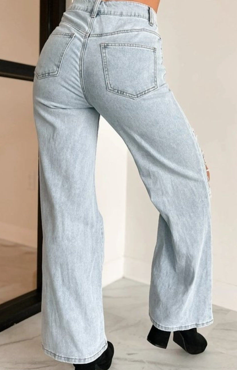 Distressed  thigh bling highwaisted jeans