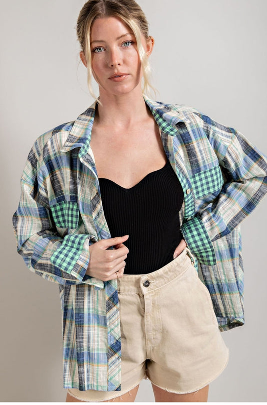 Colorblock contrast plaid button down shirt