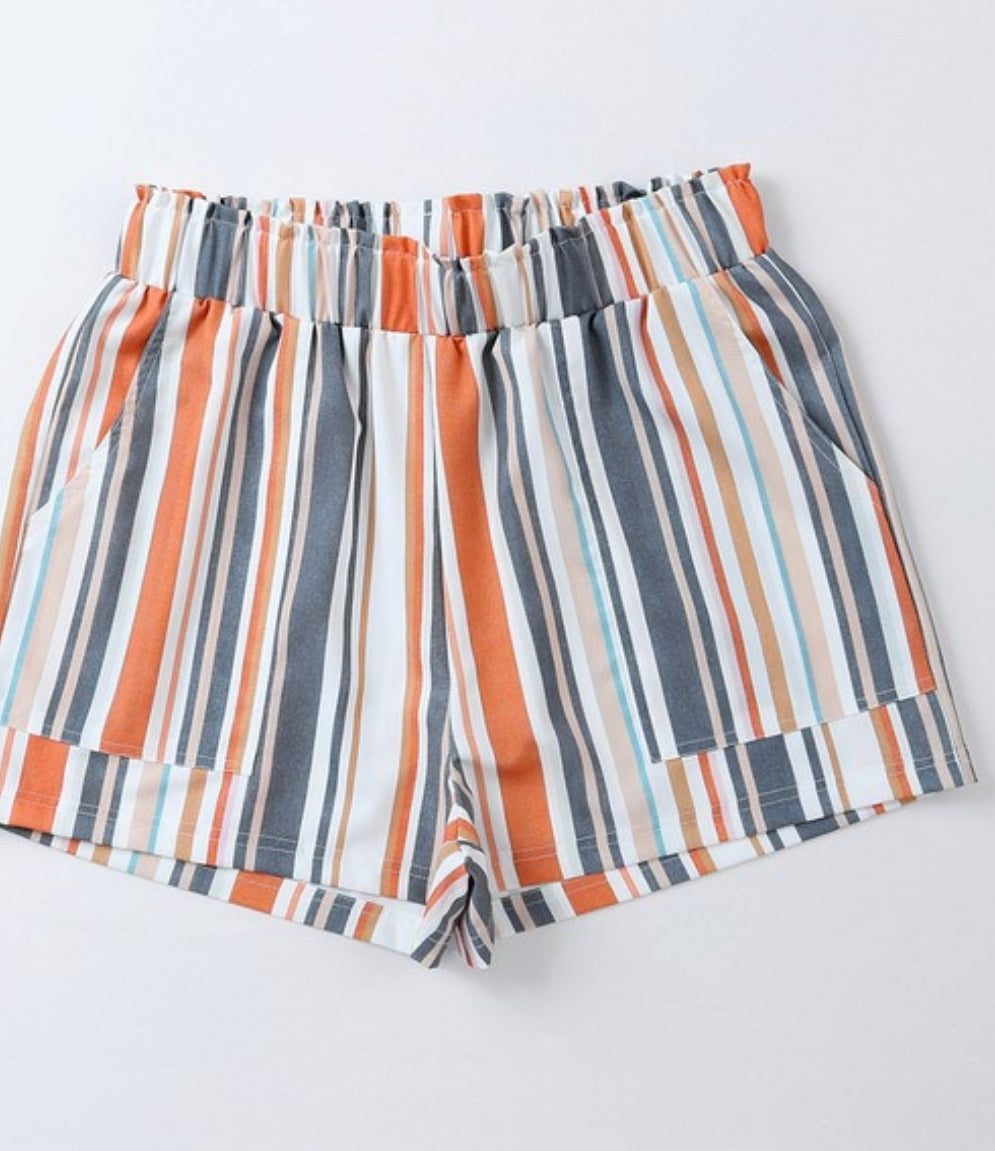 Striped casual shorts