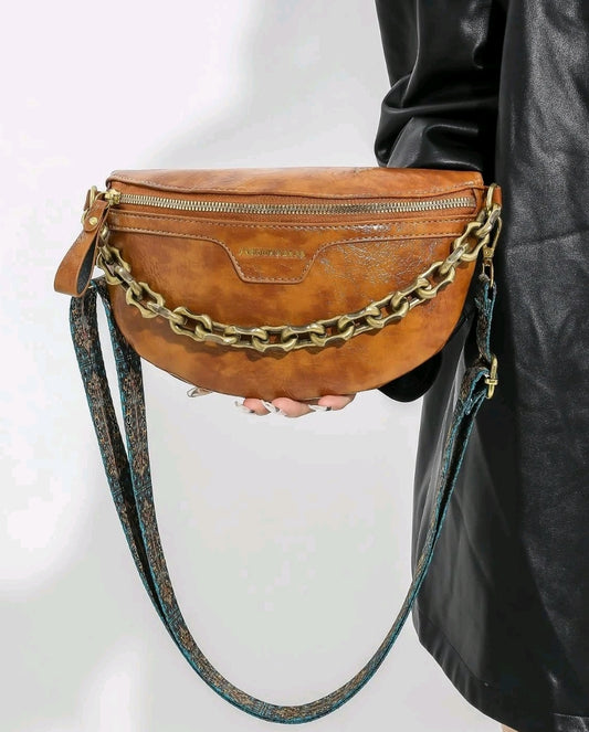 Faux leather crossbody with heavy chain