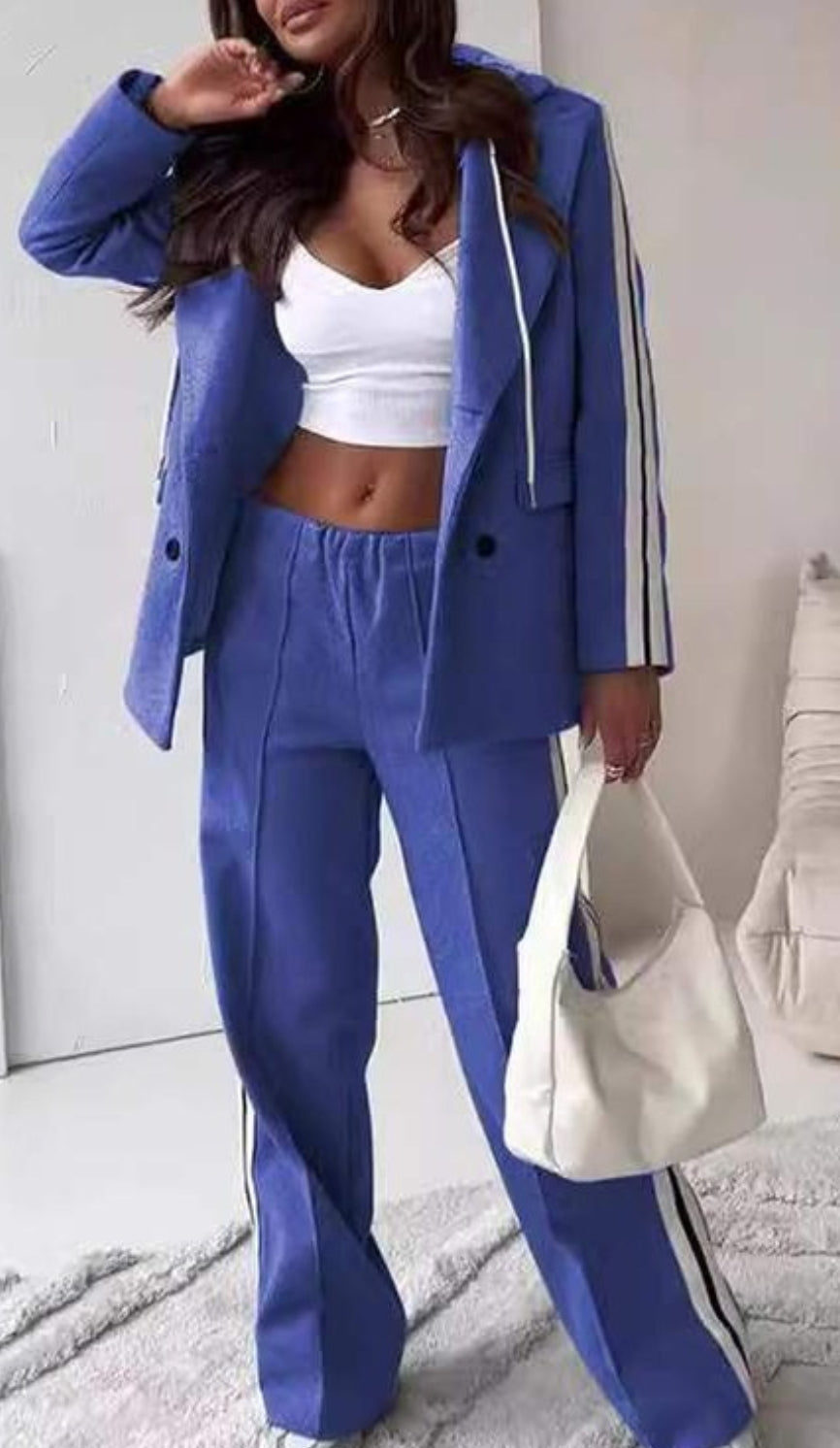 Hooded 2 piece leisure suit