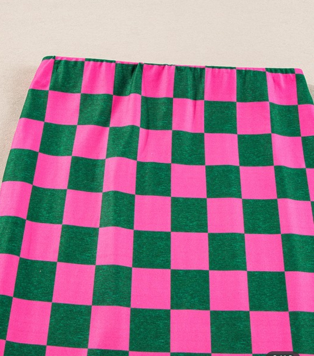 Checkered pencil skirt