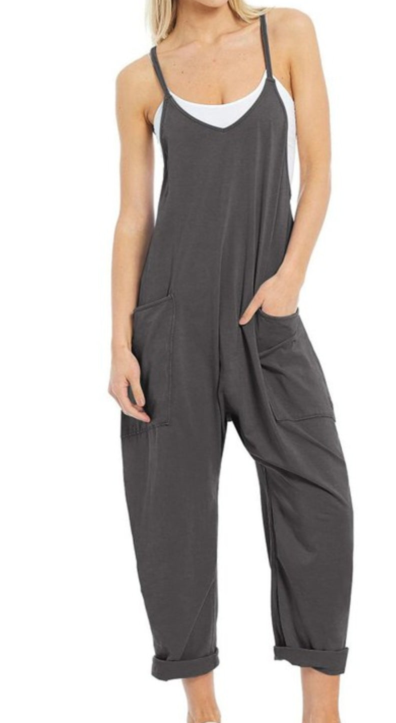 Romper pants with pockets