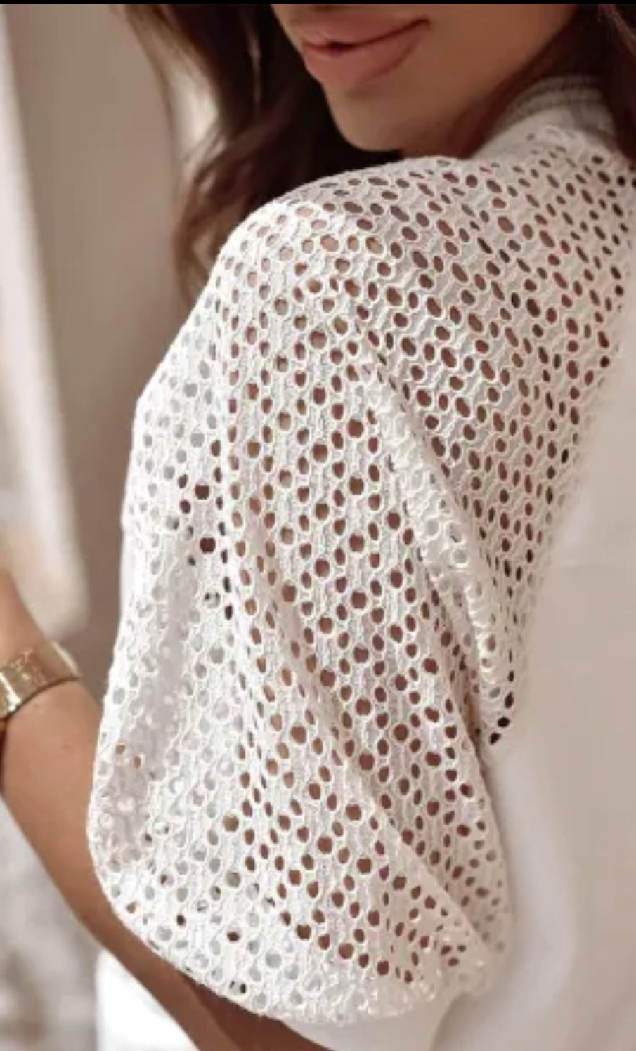 Lace sleeve short sleeve shirt