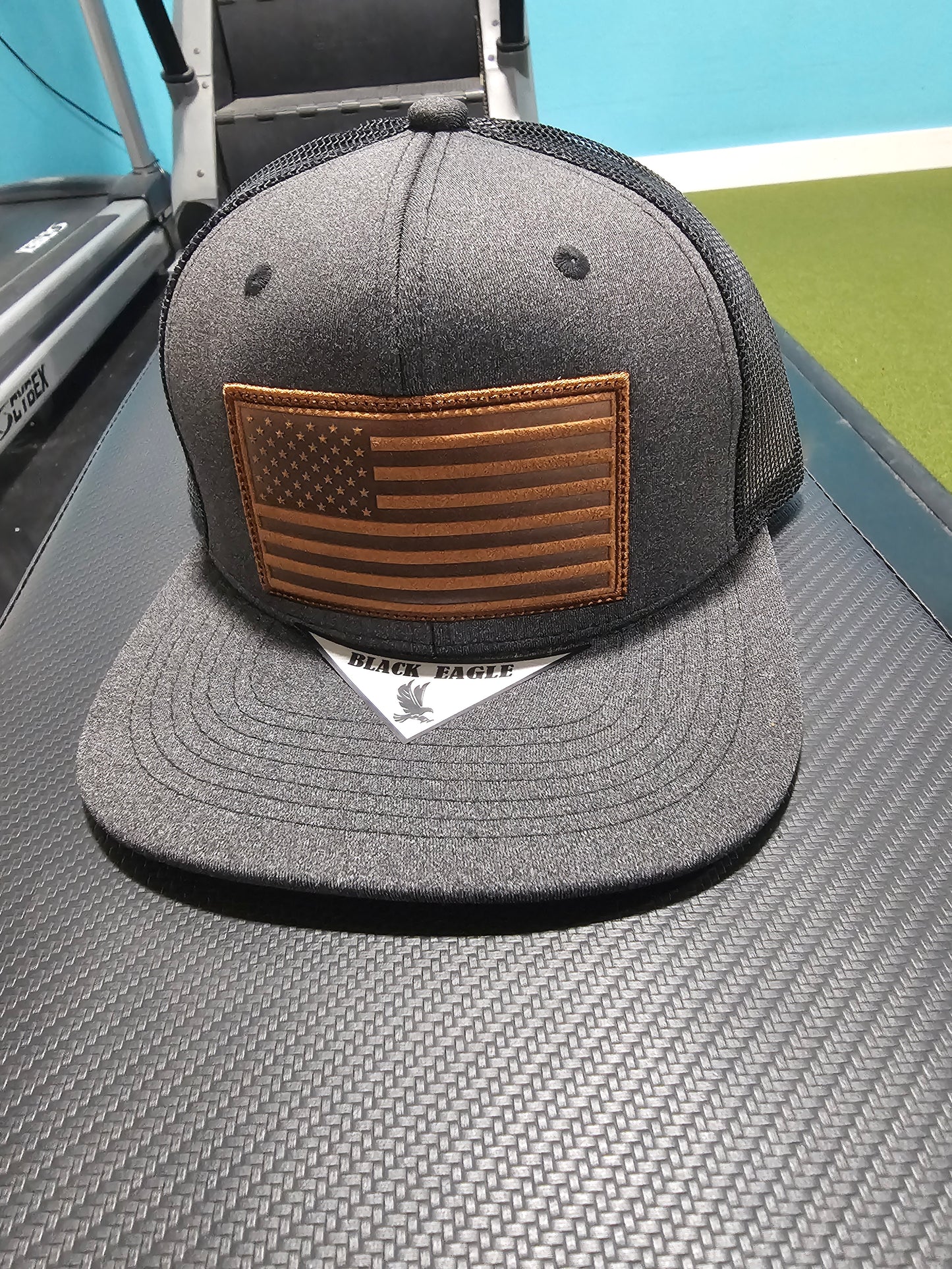 Black and gray flag hat