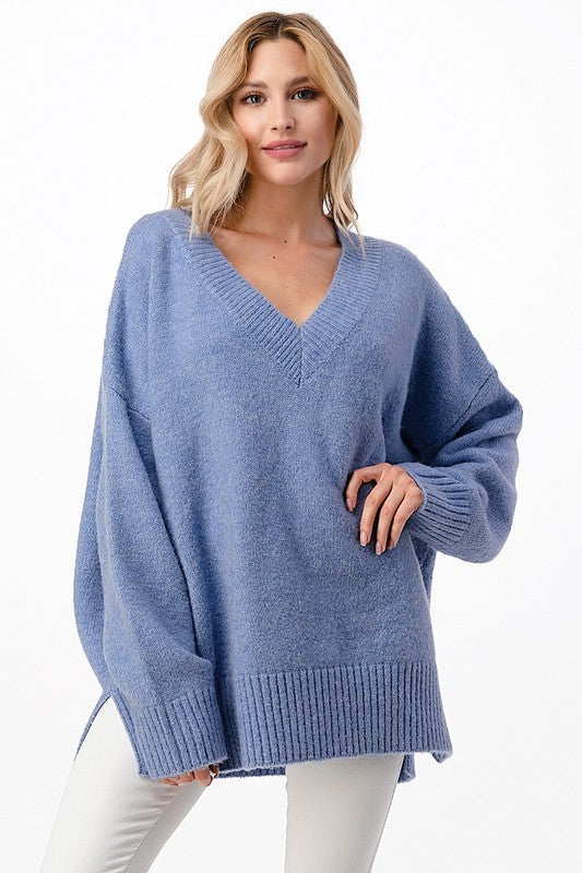 Oversize V-neck sweater