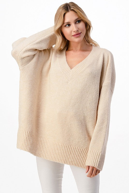 Oversize V-neck sweater